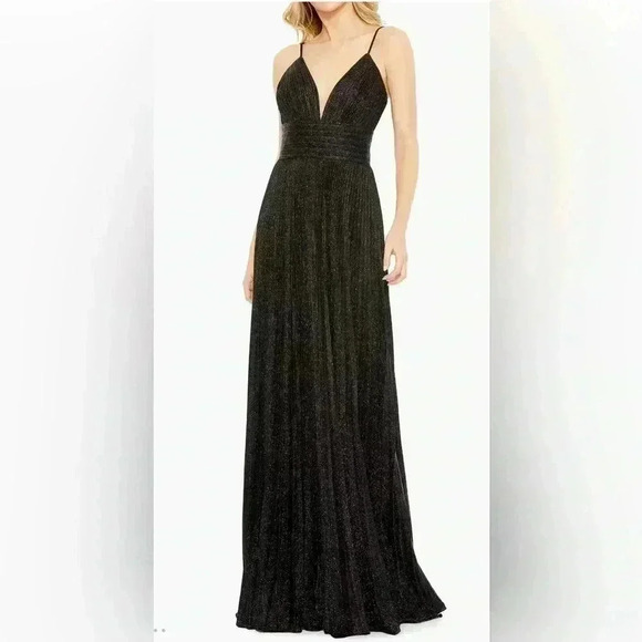 Mac Duggal Ieena Pleated Shimmer Gown NWT Plus Size 18 - Picture 1 of 7